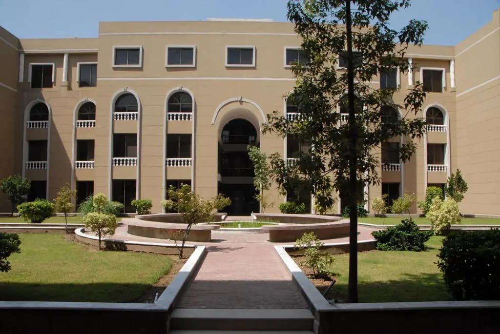 Avari Xpress, Islamabad