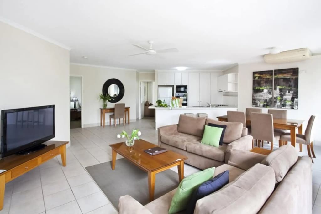Noosa Tropicana