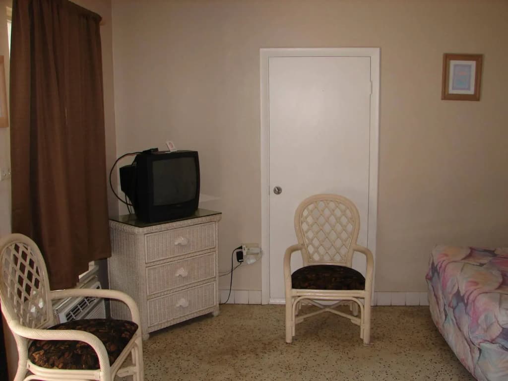 Siesta Motel