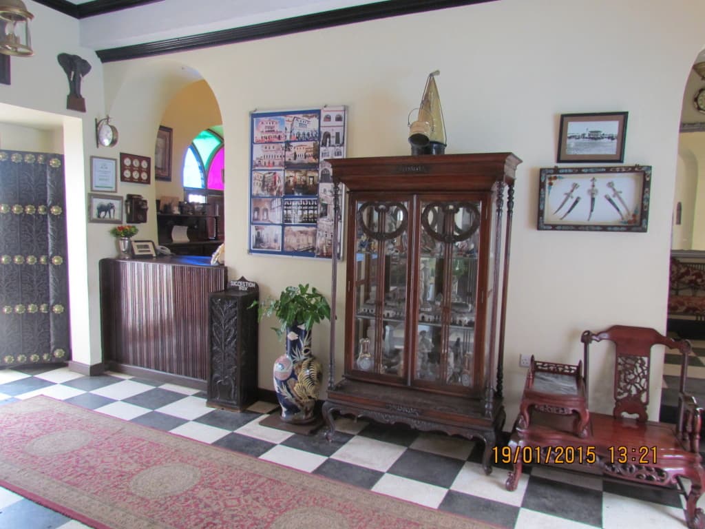 Tembo House Hotel & Apartments
