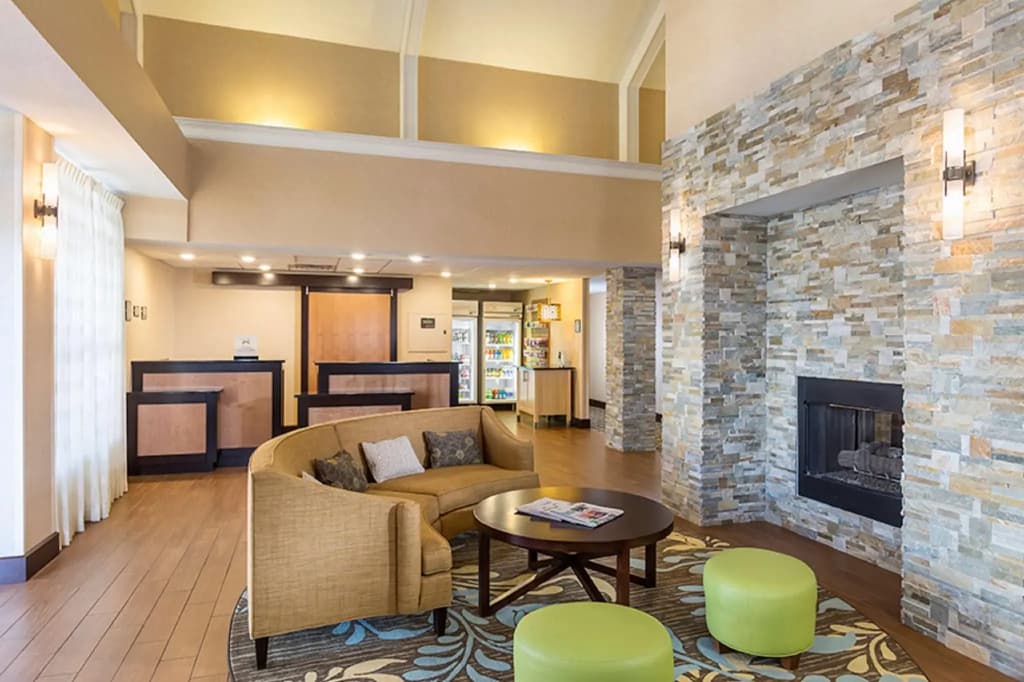 MainStay Suites
