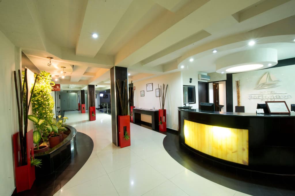 Hotel Portonovo Plaza Malecón