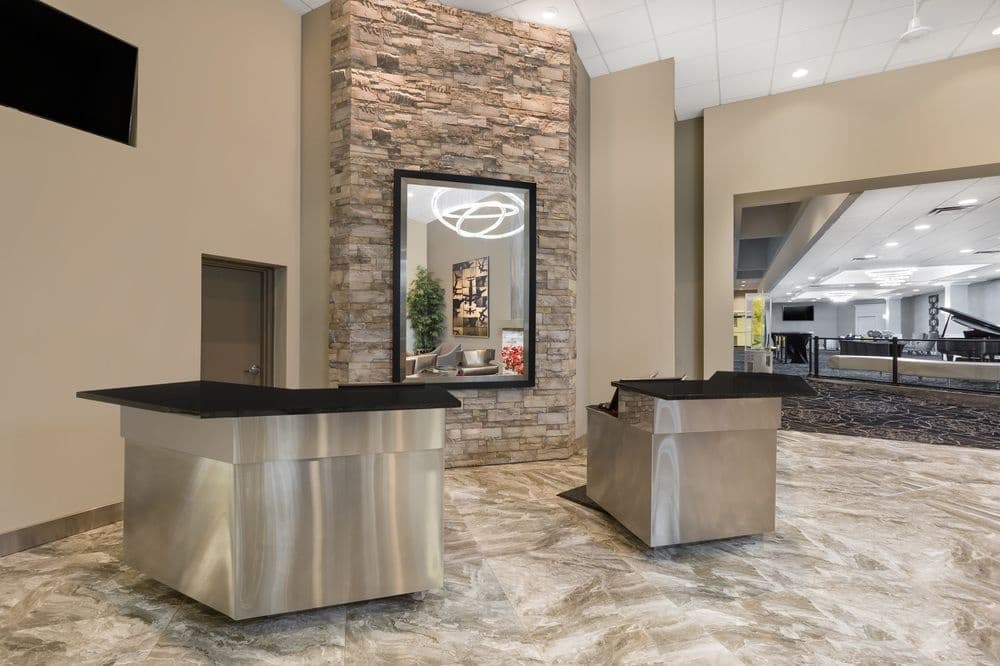 Ramada Des Moines Airport