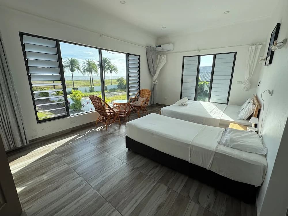 Lake Side Deluxe Villa