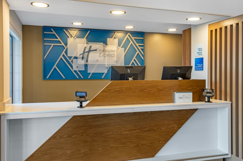 HOLIDAY INN EXPRESS & SUITES INDIANAPOLIS - EAST by IHG