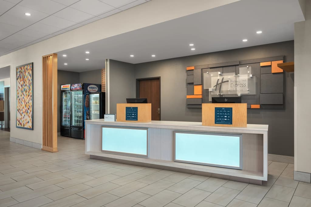 Holiday Inn Express & Suites West Melbourne by IHG