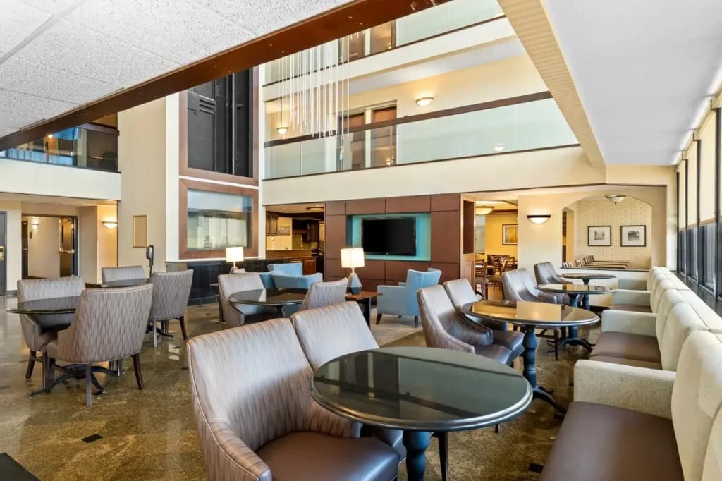 Prado Hotel