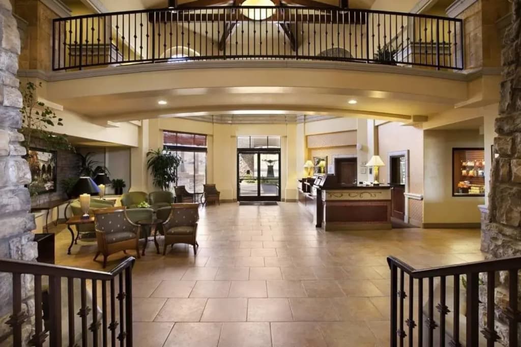 Embassy Suites Tucson - Paloma Village