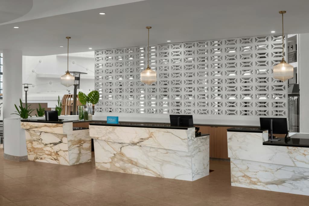 Embassy Suites by Hilton Phoenix Biltmore