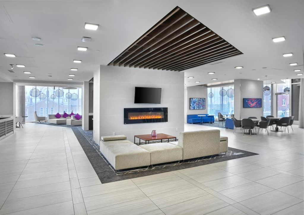 DoubleTree by Hilton Edmonton Downtown