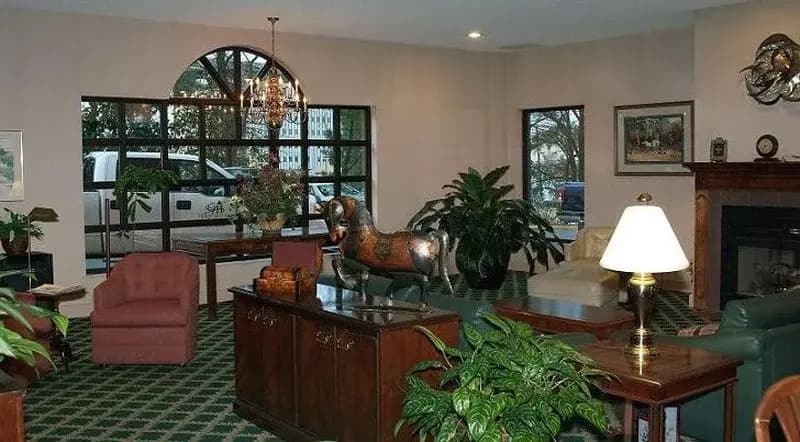 GuestHouse Inn Little Rock