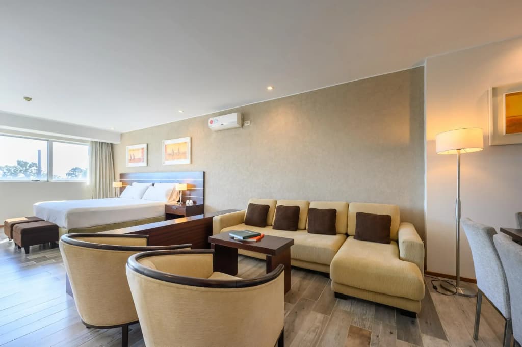 Orfeo Suites Hotel