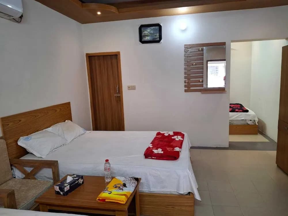 Hotel Dhanmondi