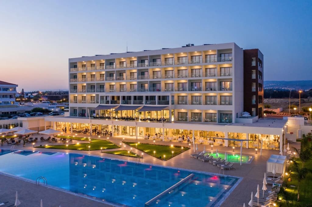 Ivi Mare - Designed for adults by Louis Hotels