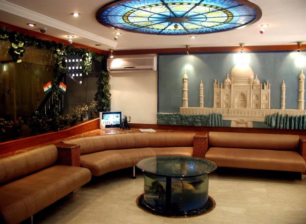 Hotel Supreme