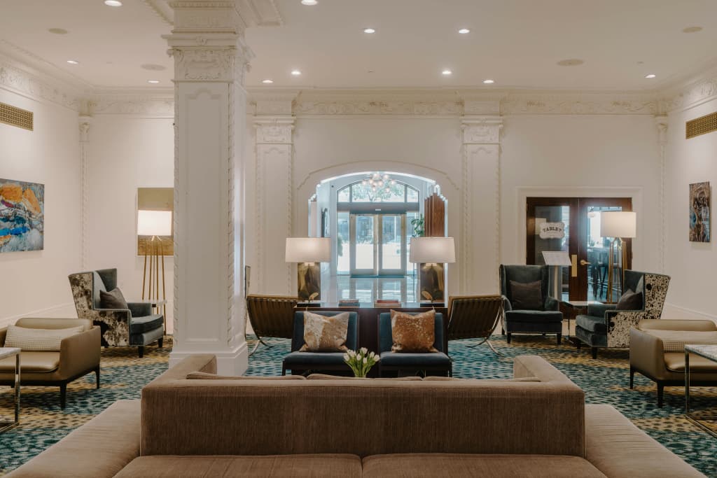 Club Quarters Hotel Downtown, Houston