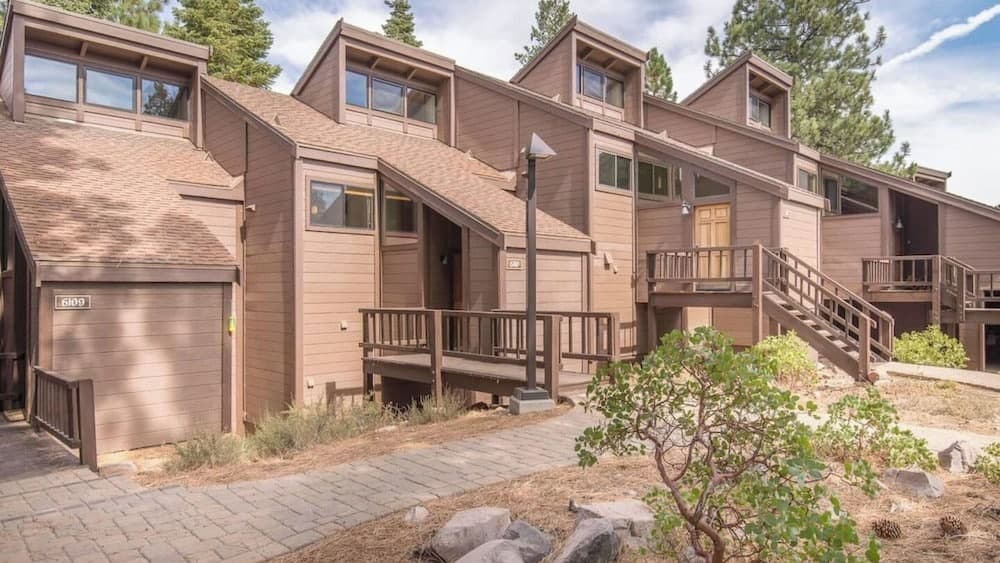 Hawk's Eye by Avantstay Cozy Condo w/ Views & Access to Northstar Resort Community