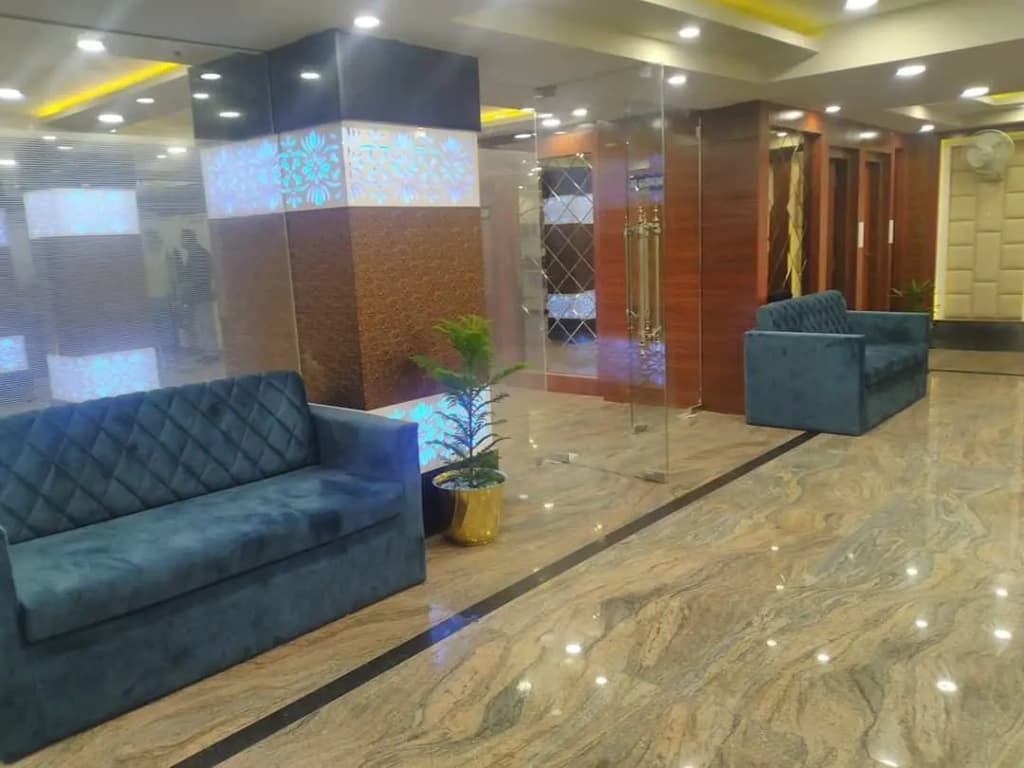 Hotel SJR