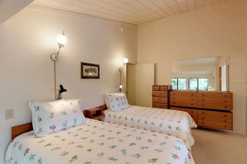 Retro 3BD Sun Valley Condo + Free Resort Amenities!