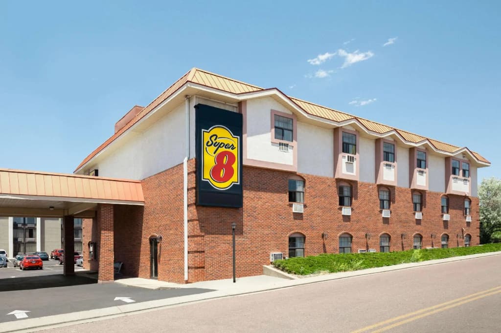 Super 8 By Wyndham Colorado Springs/Afa Area