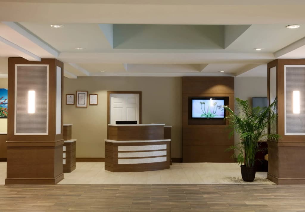 Courtyard by Marriott Nassau Downtown/Junkanoo Beach