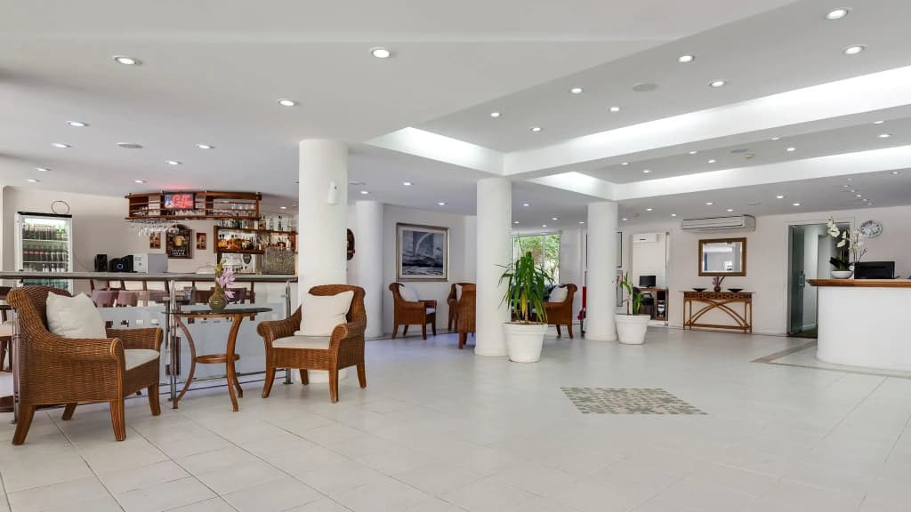 Hotel Romimar