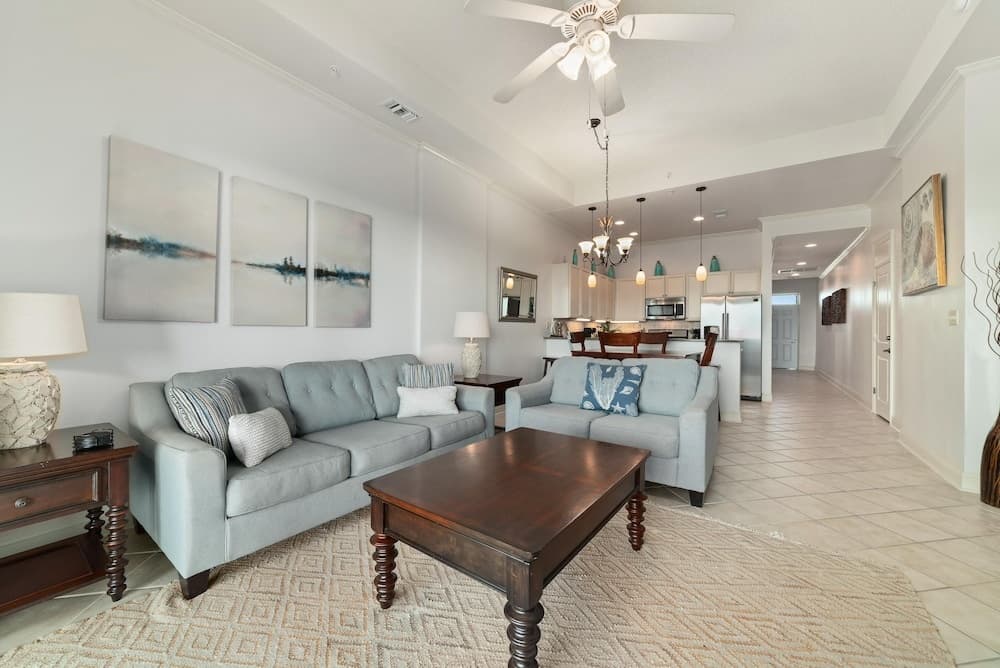 Wharf Resort 917