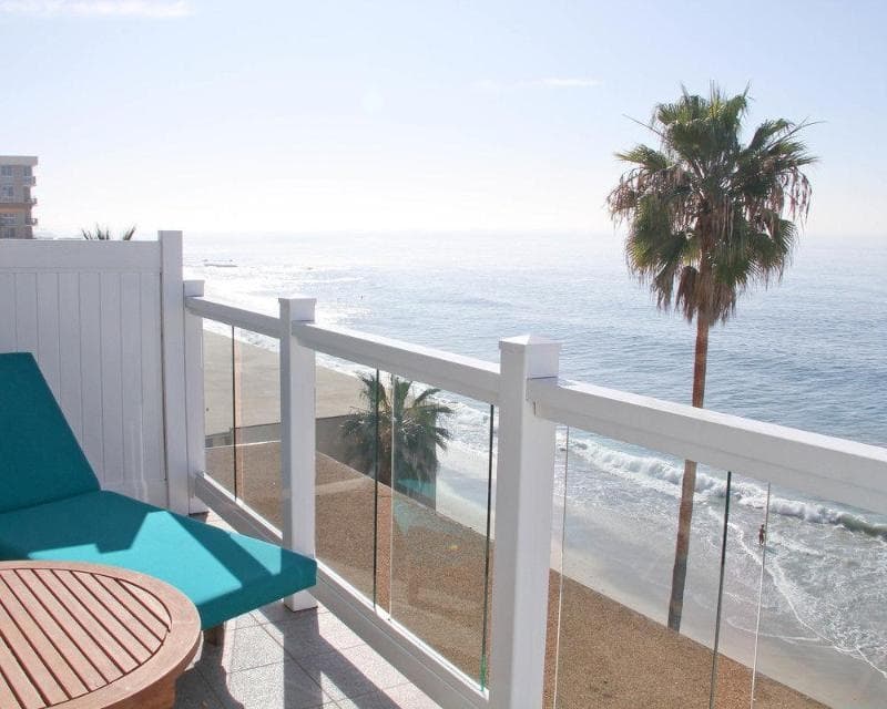 Capri Laguna Inn On The Beach