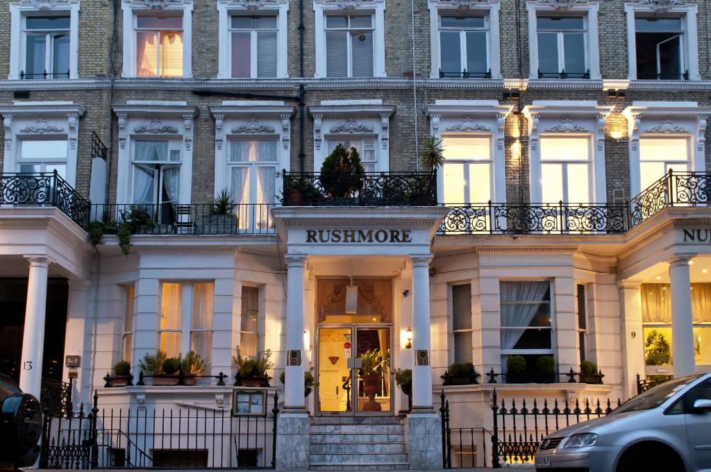 Rushmore Hotel