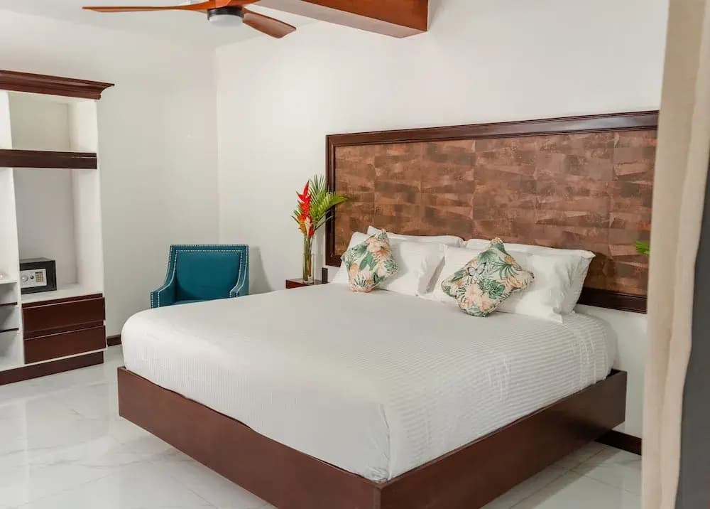 Hotel Sanctuarium Adults Only