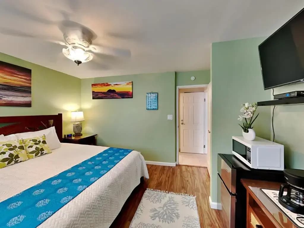 Island Surf by Coldwell Banker Island Vacations