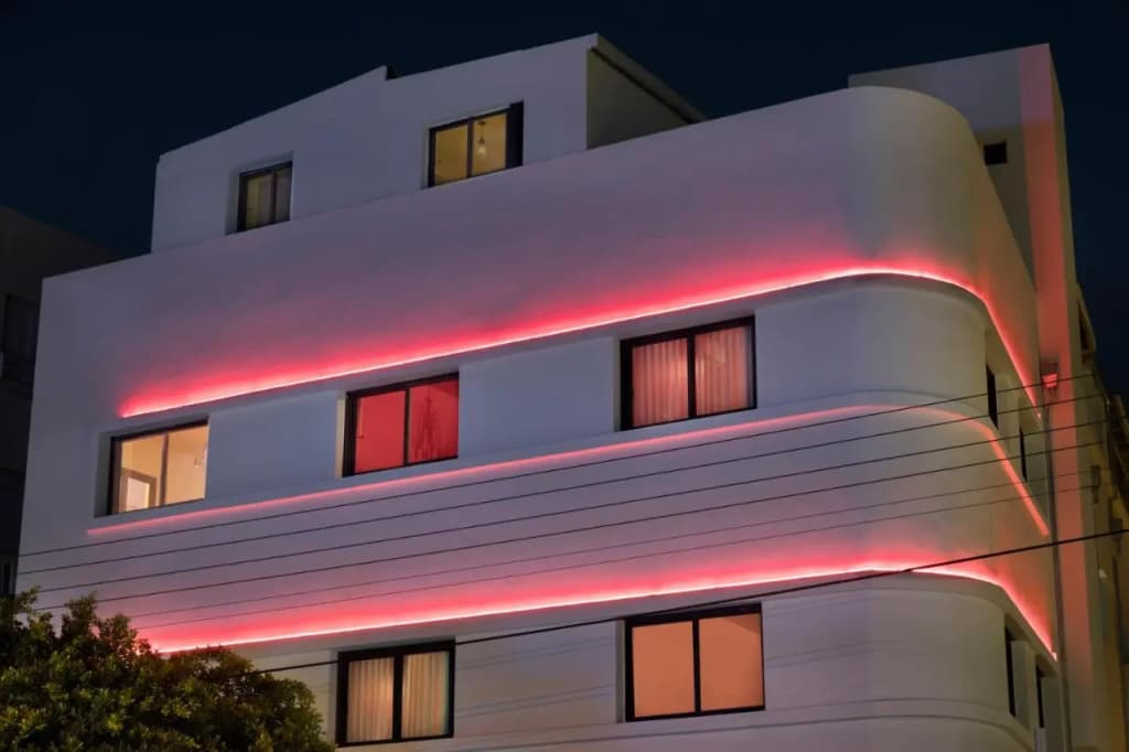 Scarlet Hotel