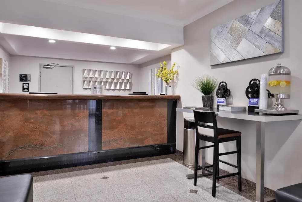 Best Western Hollywood Plaza Inn