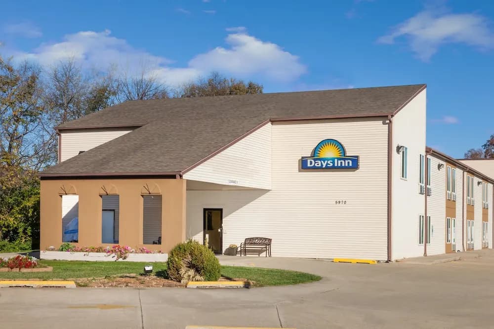 Days Inn By Wyndham Springfield