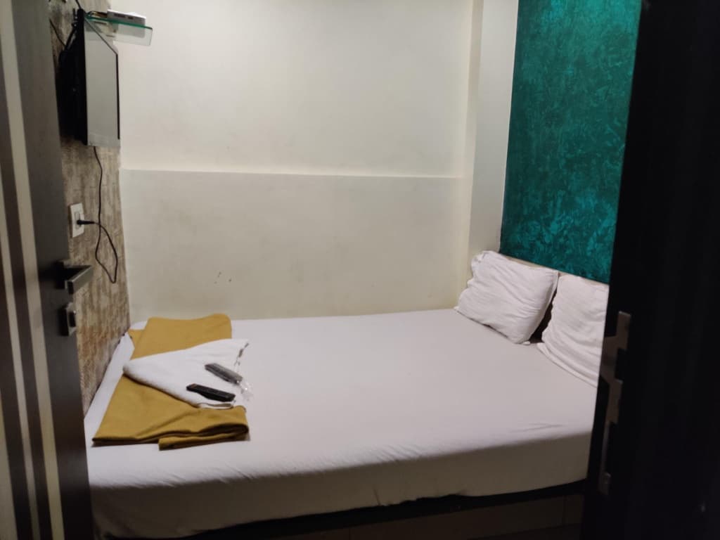 Hotel Golden Sagar