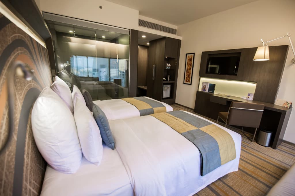 Novotel Kolkata Hotel & Residences Hotel