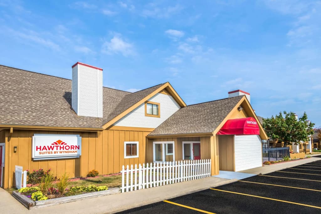 Hawthorn Extended Stay by Wyndham Dayton