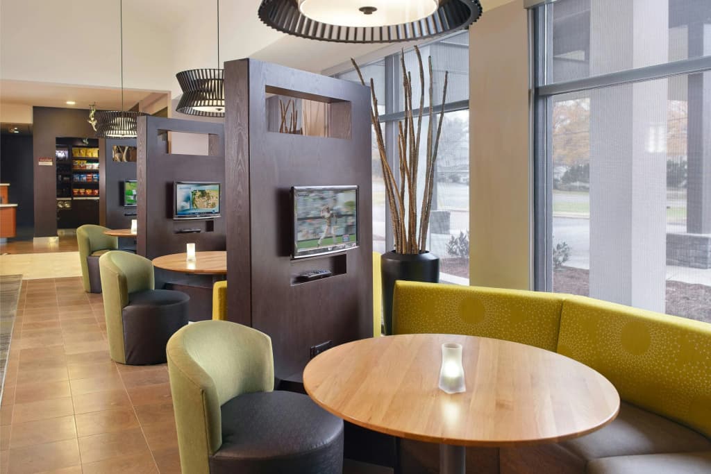 Courtyard by Marriott Charlotte Southpark