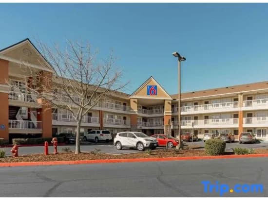 Motel 6 Suites Sacramento Arden Way CA