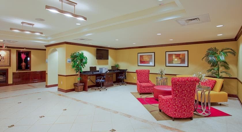 Holiday Inn Express Hotel & Suites Pensacola-warrington