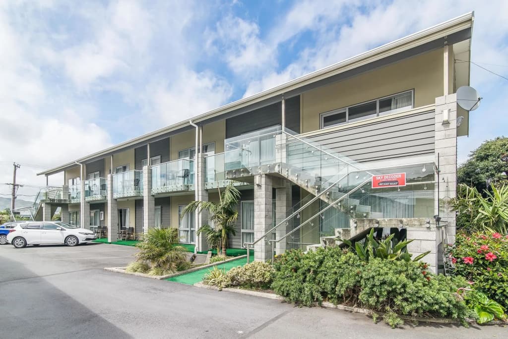 Avana Suites
