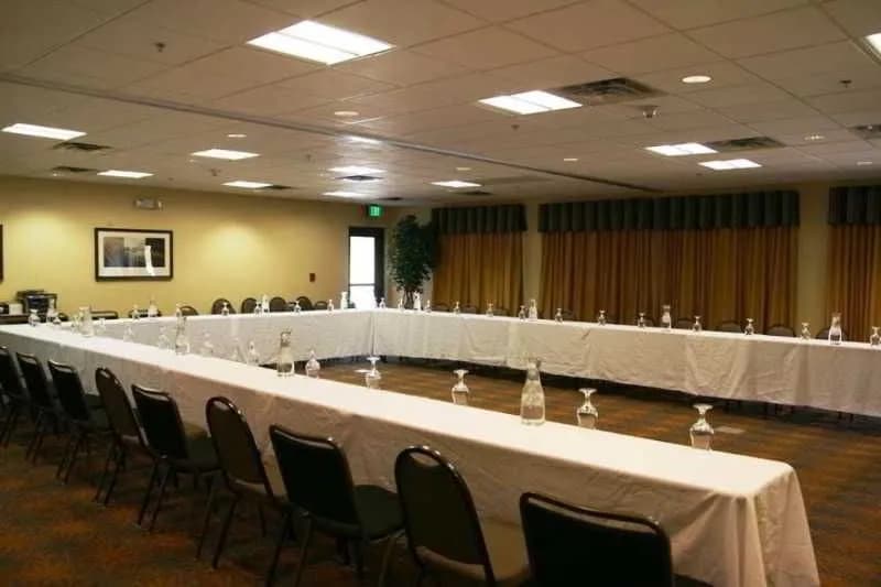 Hampton Inn & Suites Pueblo/North