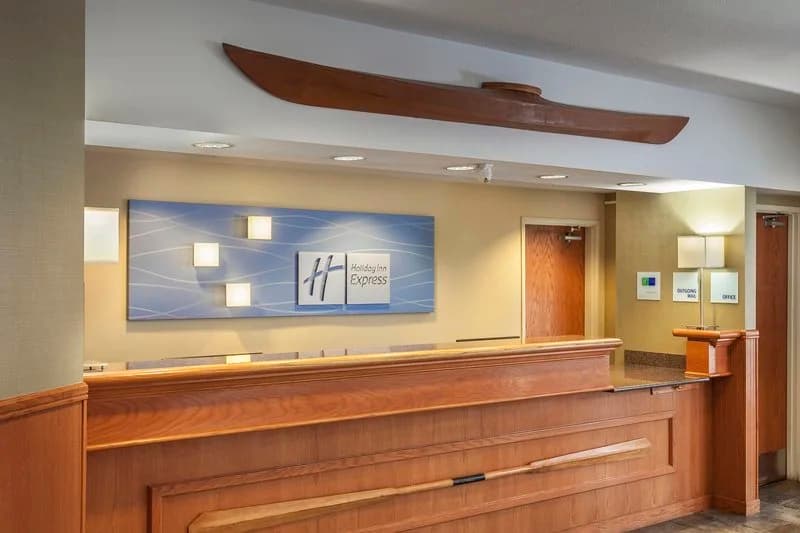 Holiday Inn Express & Suites Little Rock Downtown
