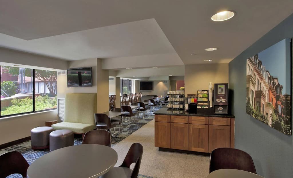 Georgetown Suites