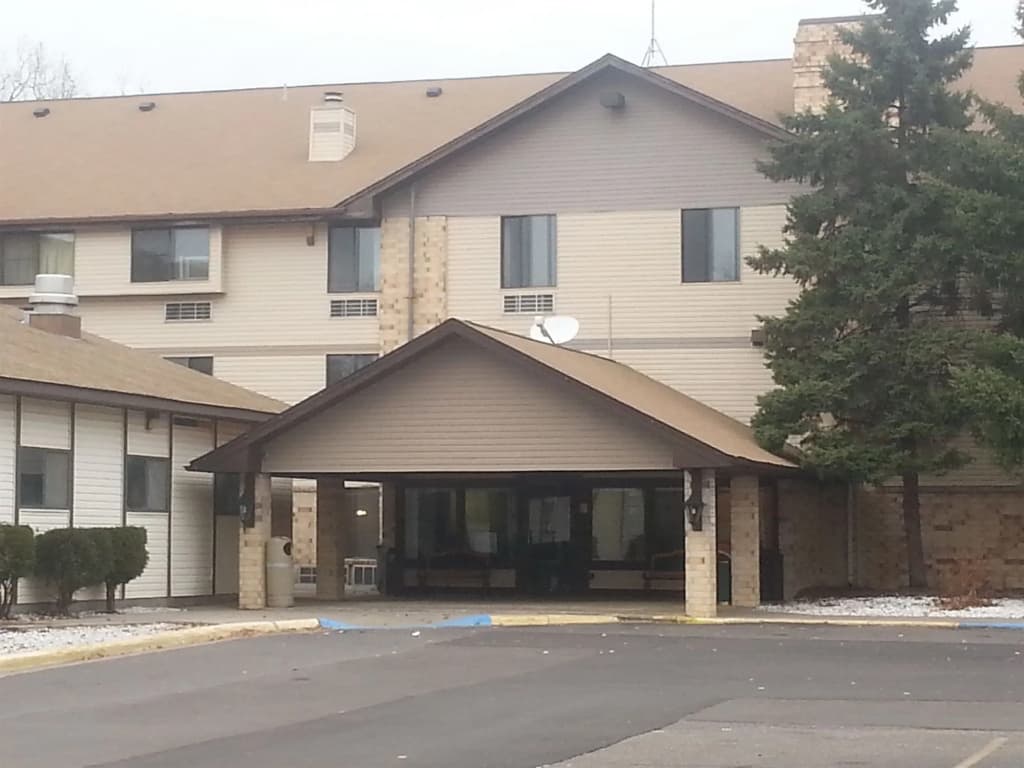 Blueway Inn & Suites Roseville