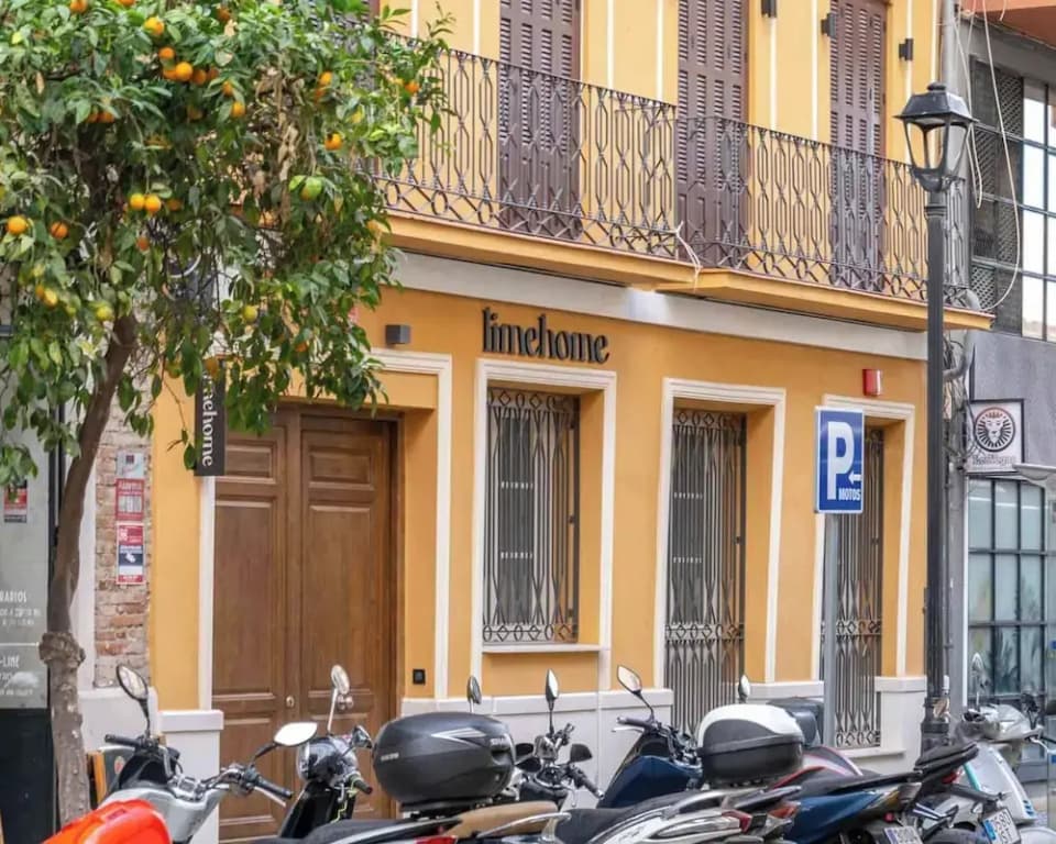 Limehome Malaga Calle Victoria