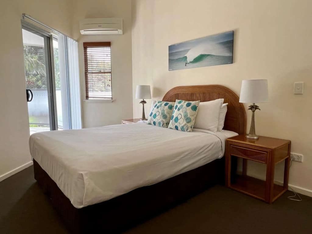 Byron Beachcomber