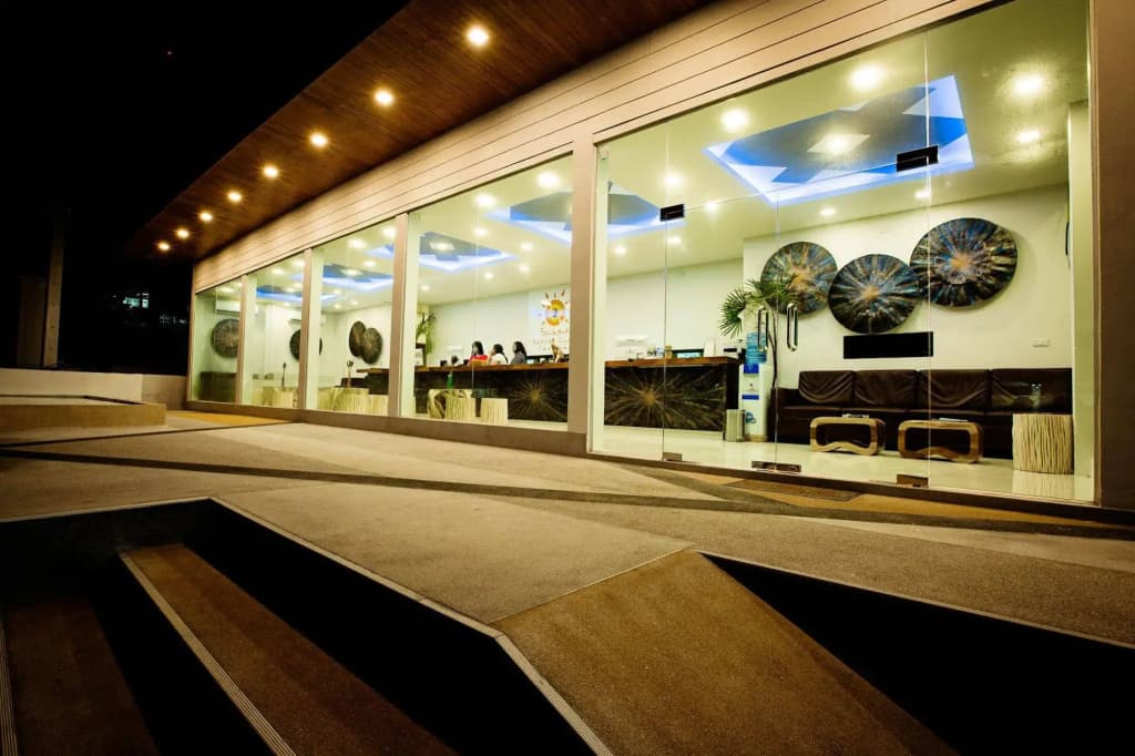 Sunset Beach Hotel - Adults Only