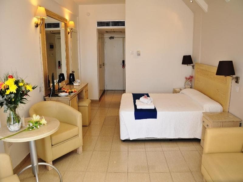 Radisson Beach Resort Larnaca