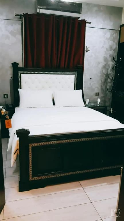 The Elet - Business Hotel
